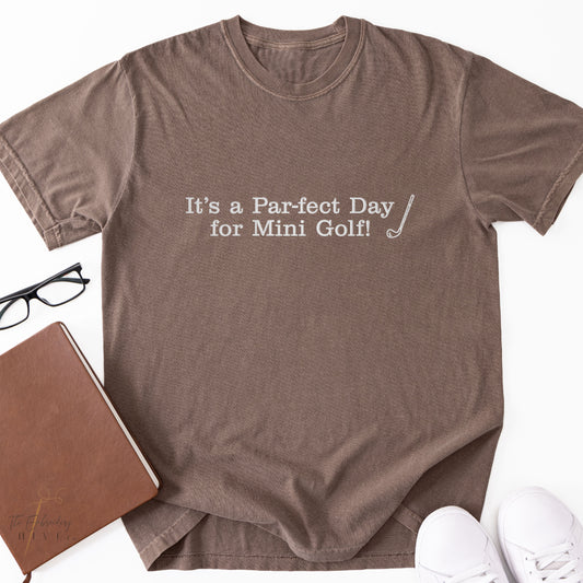 Embordered It's a Par-Fect Day for Mini Golf T-Shirt E36